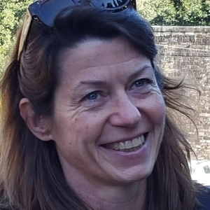 Hélène DUNEIGRE-JOANNARD LARDANT (ESCP, 1985)